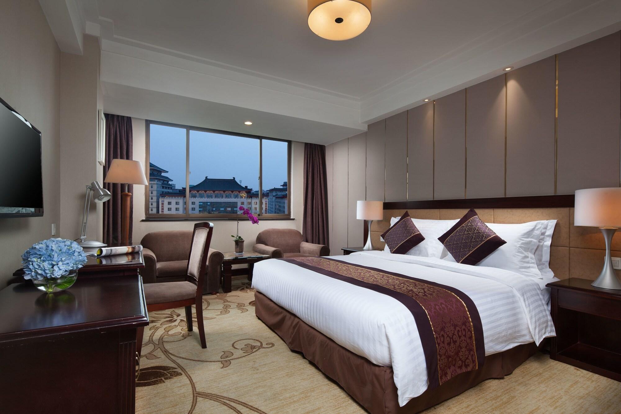 Jin Jiang West Capital International Hotel The Bell And Drum Tower Muslim Quarter & Metro Line 6 & Indoor Swimming Pool & Self-Service Free Laundry Room Xi'an  Exterior photo