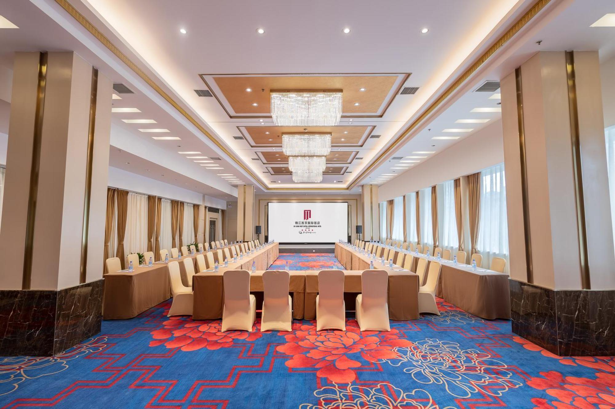 Jin Jiang West Capital International Hotel The Bell And Drum Tower Muslim Quarter & Metro Line 6 & Indoor Swimming Pool & Self-Service Free Laundry Room Xi'an  Exterior photo