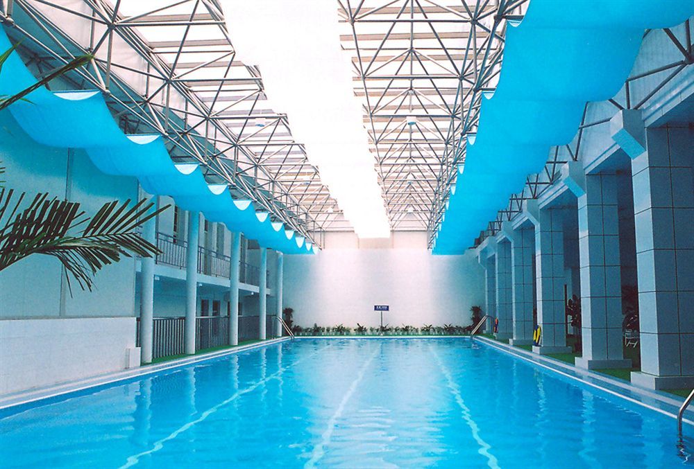 Jin Jiang West Capital International Hotel The Bell And Drum Tower Muslim Quarter & Metro Line 6 & Indoor Swimming Pool & Self-Service Free Laundry Room Xi'an  Exterior photo