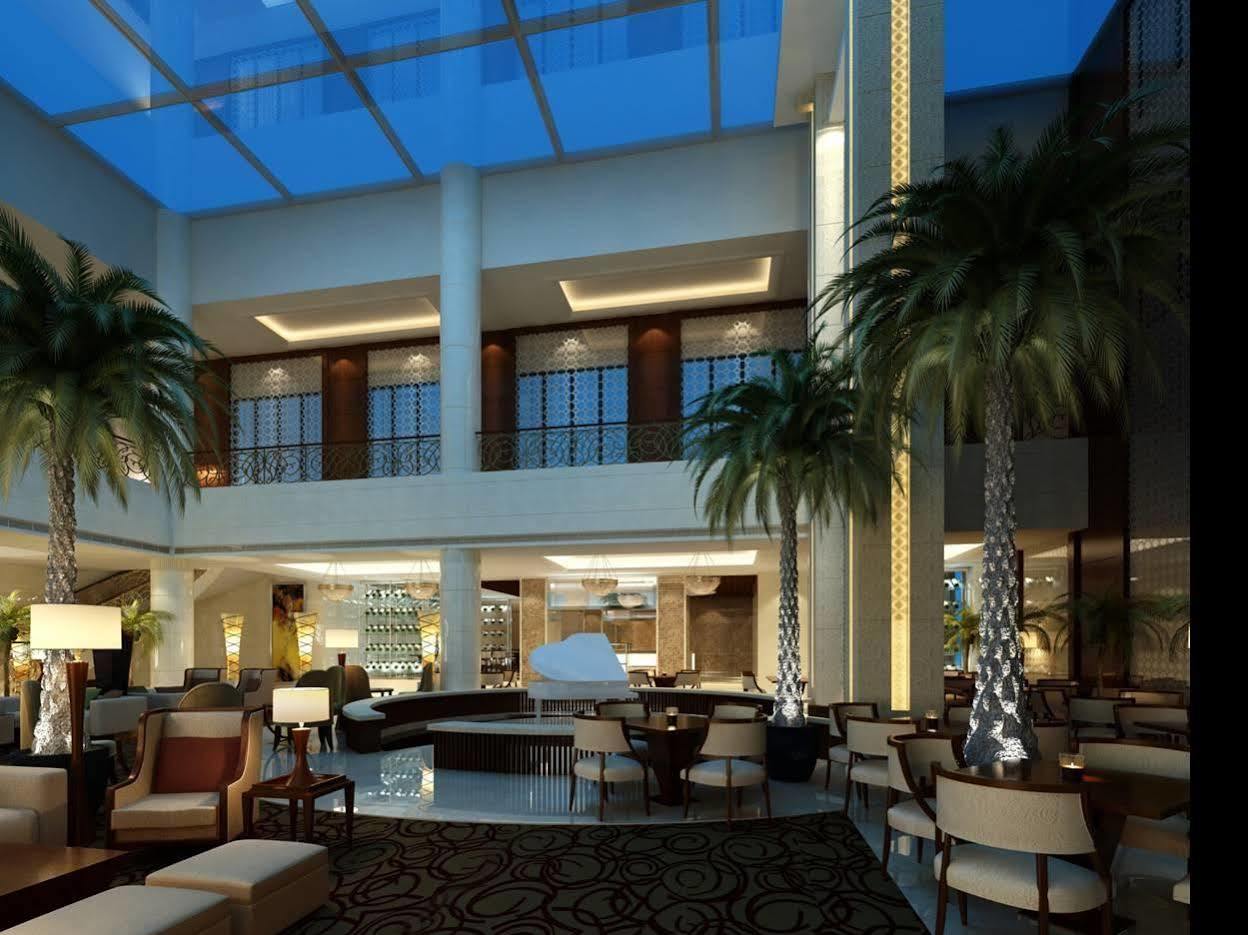Jin Jiang West Capital International Hotel The Bell And Drum Tower Muslim Quarter & Metro Line 6 & Indoor Swimming Pool & Self-Service Free Laundry Room Xi'an  Exterior photo